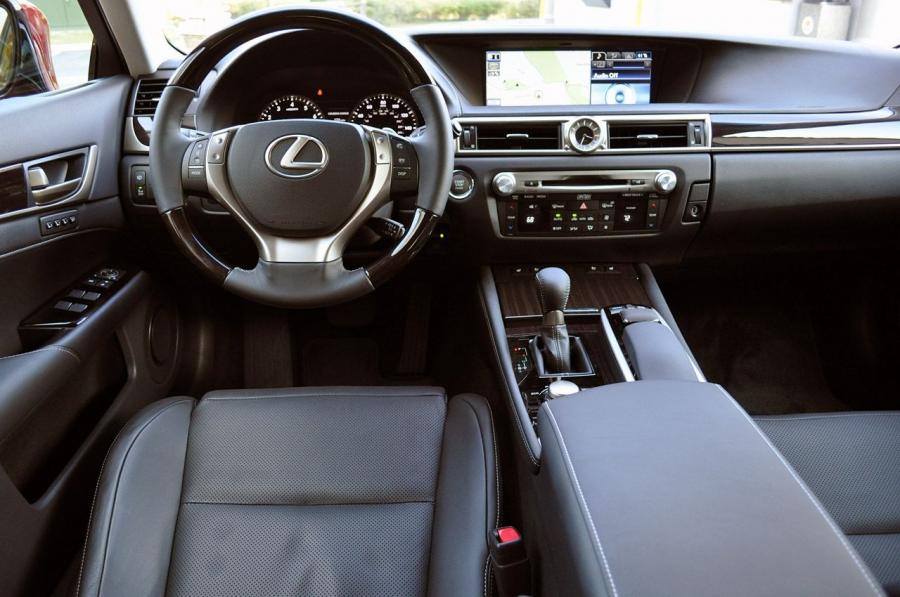  Lexus GS350 2013 года  (фото 29 из 41)